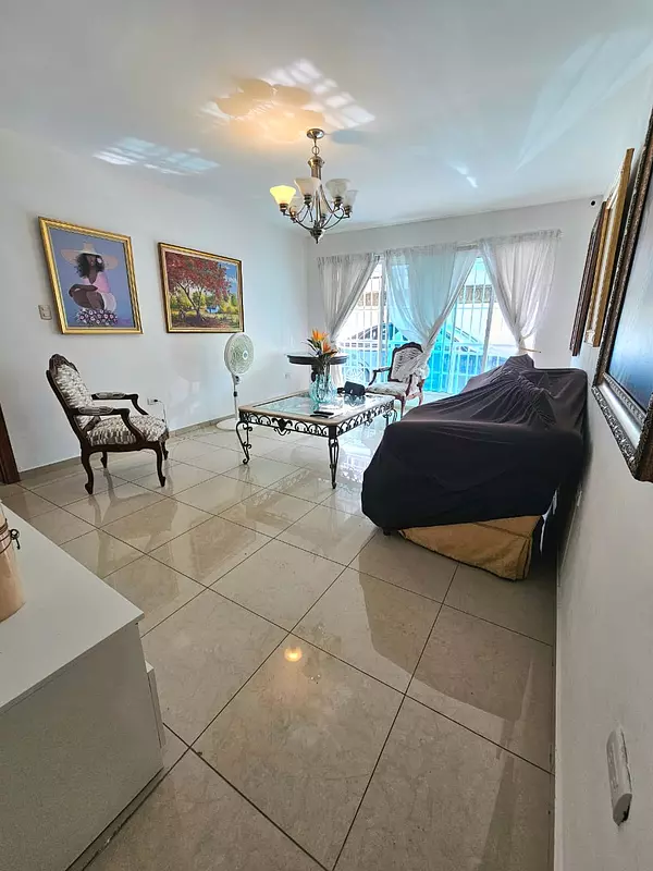 apartamentos - Se vende Apartamento en BELLA VISTA 1ER NIVEL  9