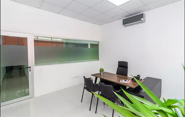 oficinas y locales comerciales - Oficinas modernas independientes 2