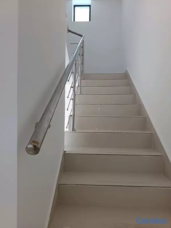 apartamentos - Apartamento Autopista De San Isidro Primer Piso De 2 Niveles 3 Hab 2 Parqueos
 5