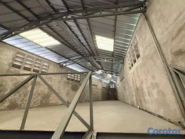 otros inmuebles - Nave industrial en alquiler en San Isidro 5