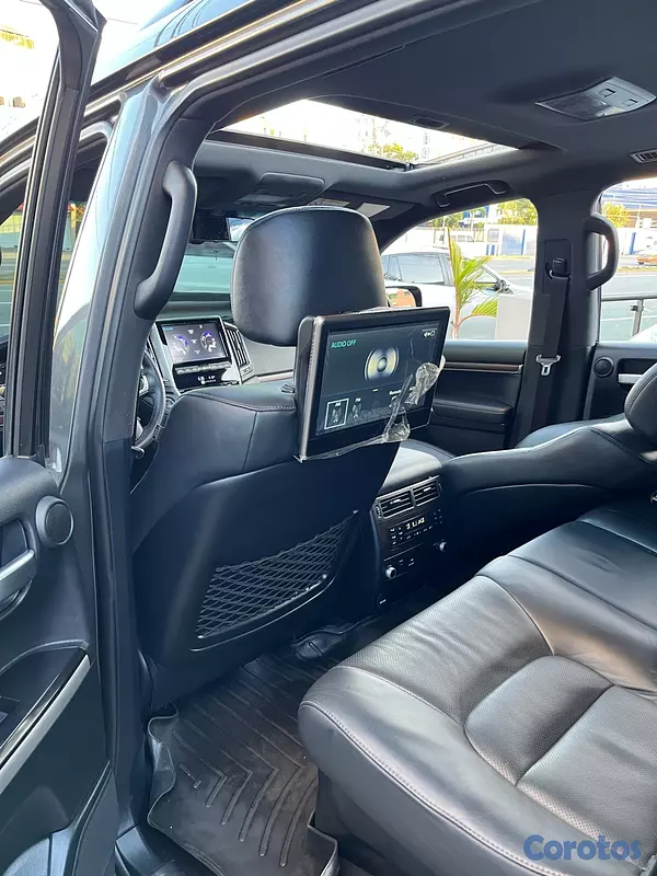 jeepetas y camionetas - Toyota Land Cruiser VXR 2020 9