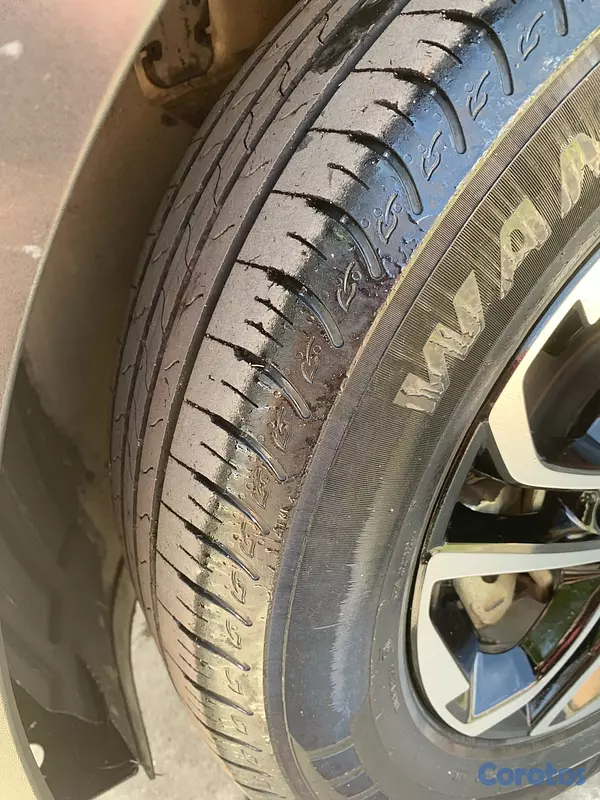 jeepetas y camionetas - Kia carens 2023 de la casa 1.5 dohc 10