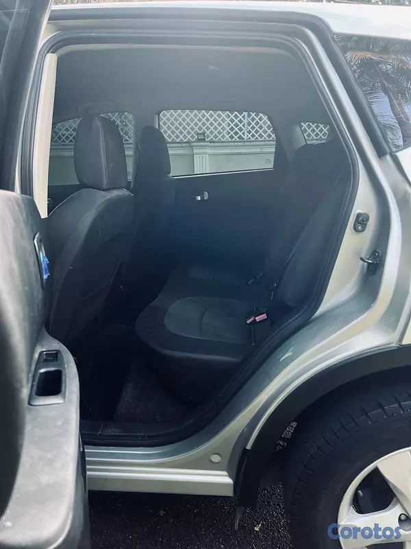 jeepetas y camionetas - Nissan qashqai 2011 9