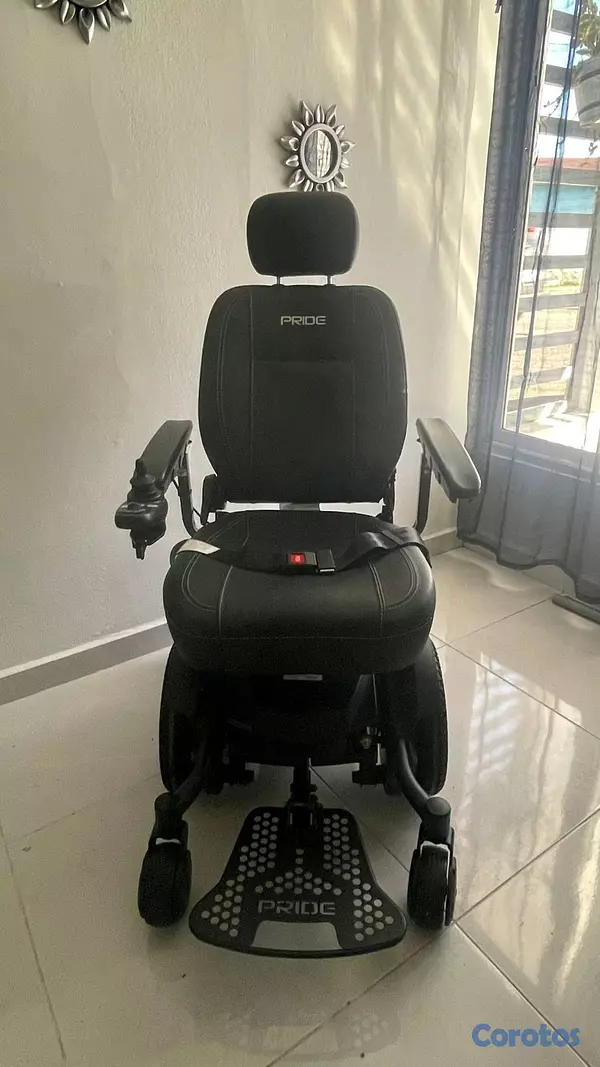 Salud y Equipamiento Médico - Silla de Ruedas Eléctrica Pride Nueva. 3