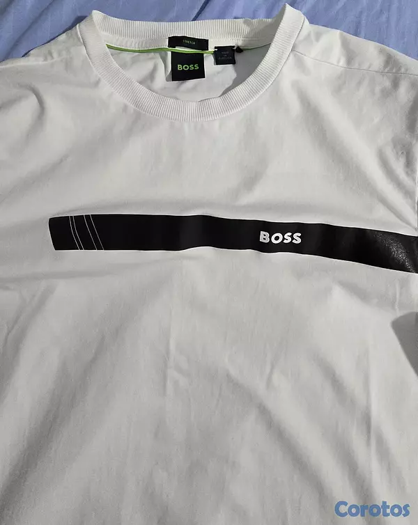 ropa para hombre - **Vendo poloshirts hugo boss size L practicamente  6