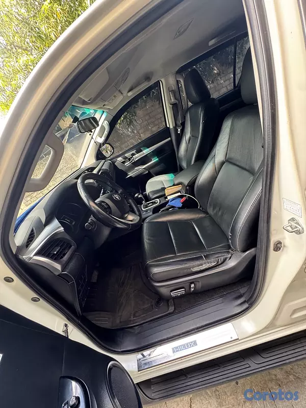 jeepetas y camionetas - el vehículo está como nuevo.  9