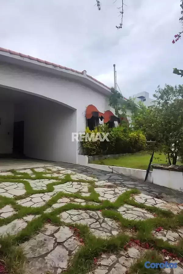 oficinas y locales comerciales - Casa/Local comercial en alquiler en Viejo Arroyo H 2