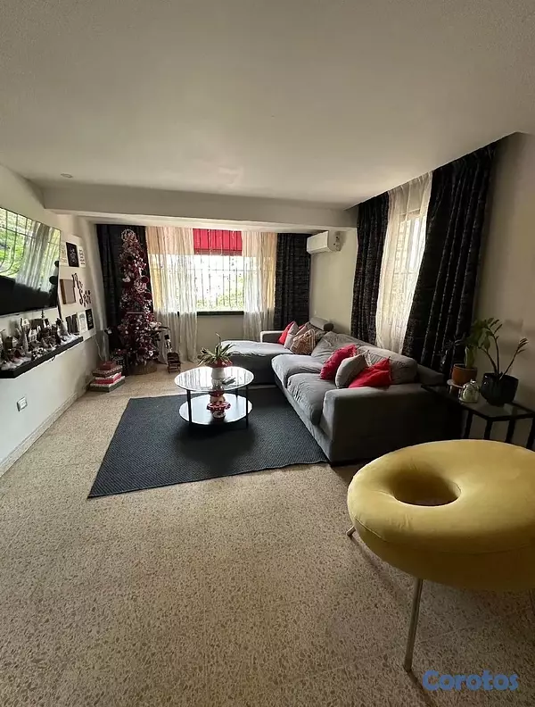 apartamentos - 🏙️ *Apartamento en Venta 
Bella Vista Sur*📍 
💰 USD 165,000$
 4