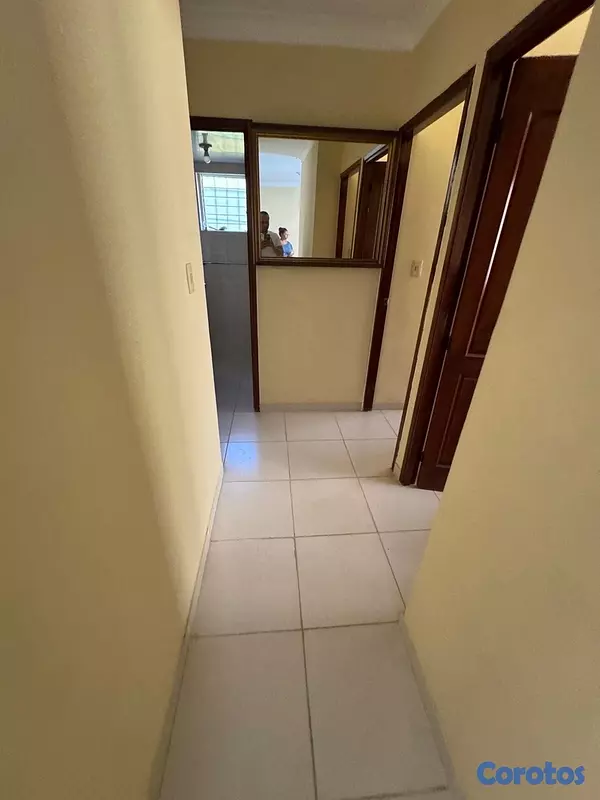 apartamentos - venta de apartamento 2do nivel en la Jacobo MAJLUTA Santo Domingo  2