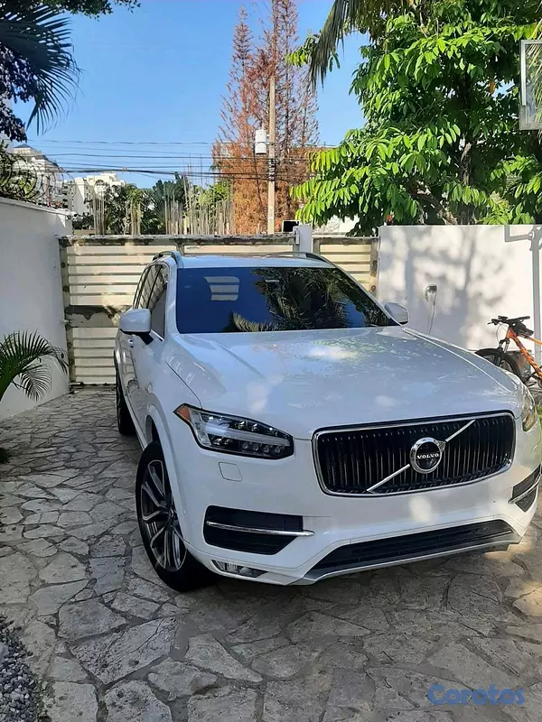 jeepetas y camionetas - volvo XC90 2018 t5 4