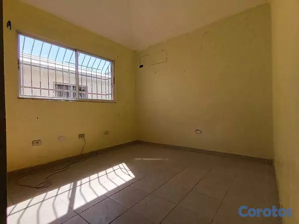casas - Casa de en la Jacobo Majluta ... Oportunidad! 8