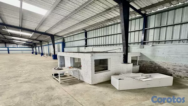 otros inmuebles - NAVE INDUSTRIAL EN RENTA CON OFICINAS AUTOPISTA DUARTE SANTIAGO 4
