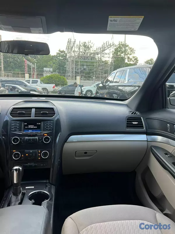 jeepetas y camionetas - Ford Explorer XL 2019 5