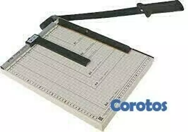 computadoras y laptops - CIZALLA, GUILLOTINA 12X15 PARA PAPEL CON BASE DE METAL 12x15 2