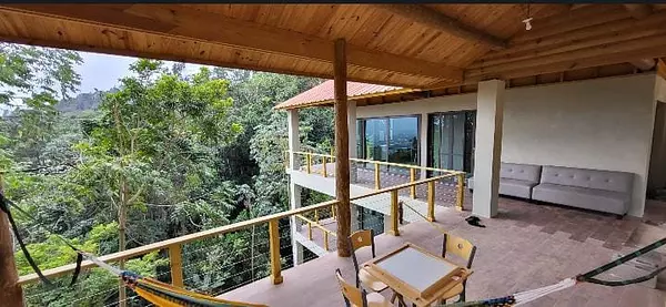 casas vacacionales y villas - Exclusiva Villa en Construcción con Vista a la Ciudad de Jarabacoa 1