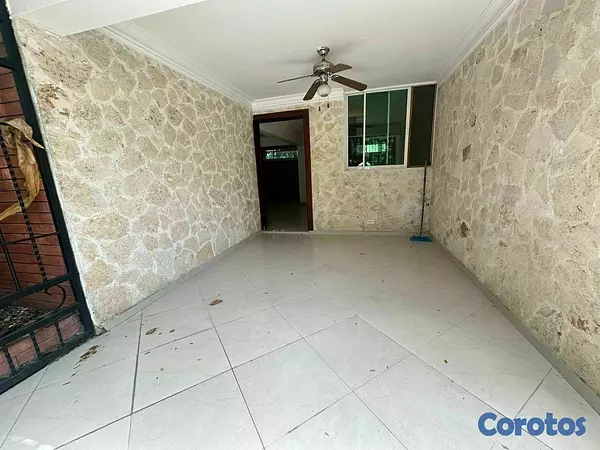 casas - Venta de casa familiar de 3 habitaciones  5
