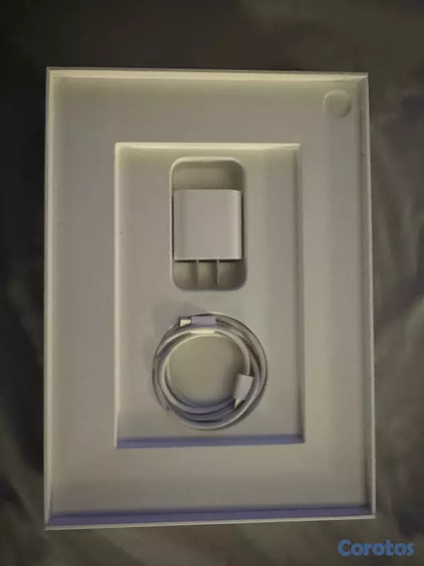 celulares y tabletas - vendo iPad M3 2025 5