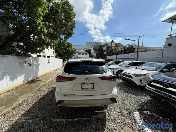 jeepetas y camionetas - toyota hilande 2022 11
