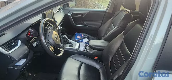 jeepetas y camionetas - rav4 xle 40mil millas un solo dueño en usa  4