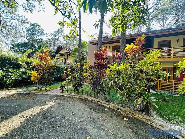casas vacacionales y villas - VILLA EN VENTA EN JARABACOA BUENA VISTA  2