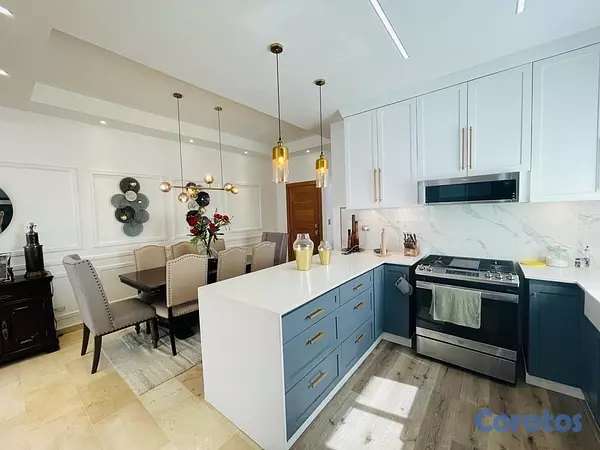 apartamentos - vendo Ph los cacicazgos con o sin muebles tres habitaciones con baño tres parqu 8