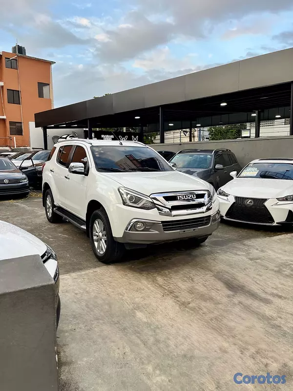 jeepetas y camionetas - Isuzu MUX 2019 2