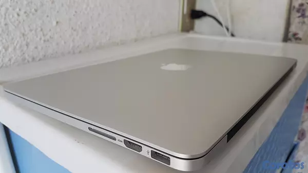 computadoras y laptops - Macbook Pro Retina 13 Pulg Core i5 Ram 8gb Disco 256gb solido late 2013 4
