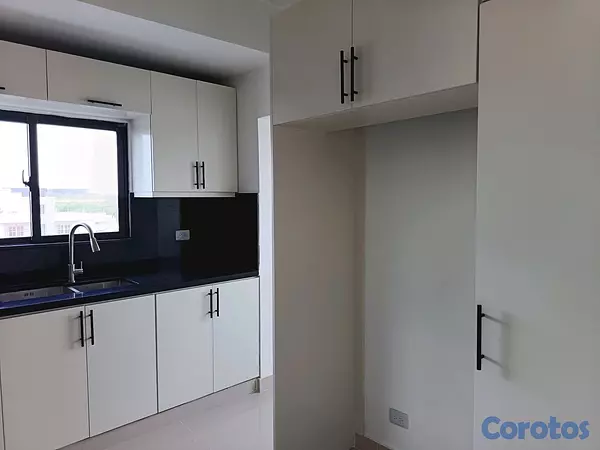 apartamentos - bello pent-house de dos niveles, amplio, funcional ,preinstalacion para yacusy  7