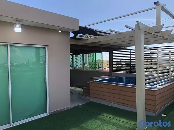apartamentos - venta de apartamento tipo penthouse con jacuzzi en corales del sur con 258mts 2