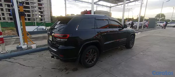 jeepetas y camionetas - JEEP GRAND CHEROKEE FULL. PANORÁMICA AÑO 2018 LIMITED 4X4.

-  3