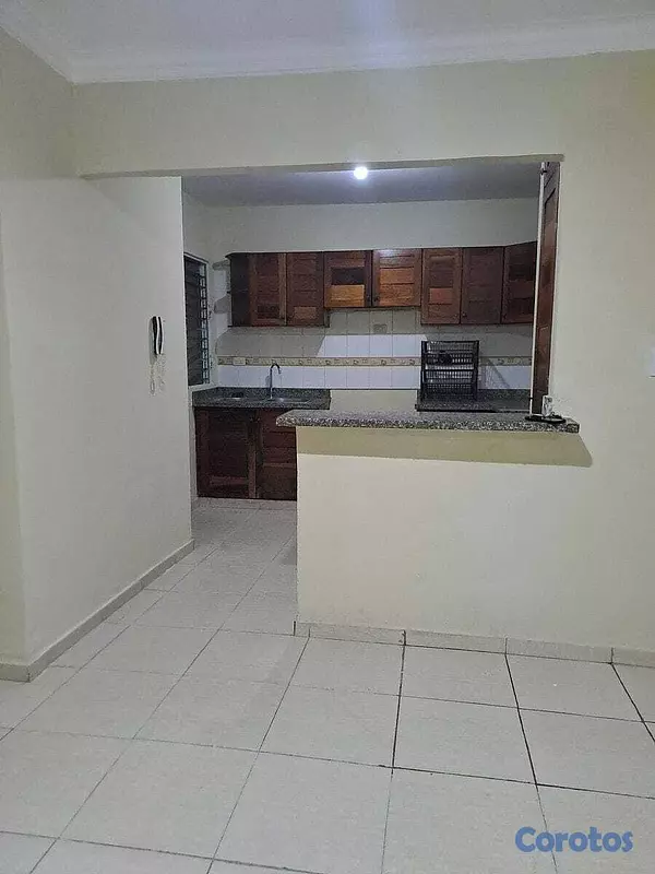 apartamentos - ALQUILO Apartamento en 4to piso altos de arroyo ho 4
