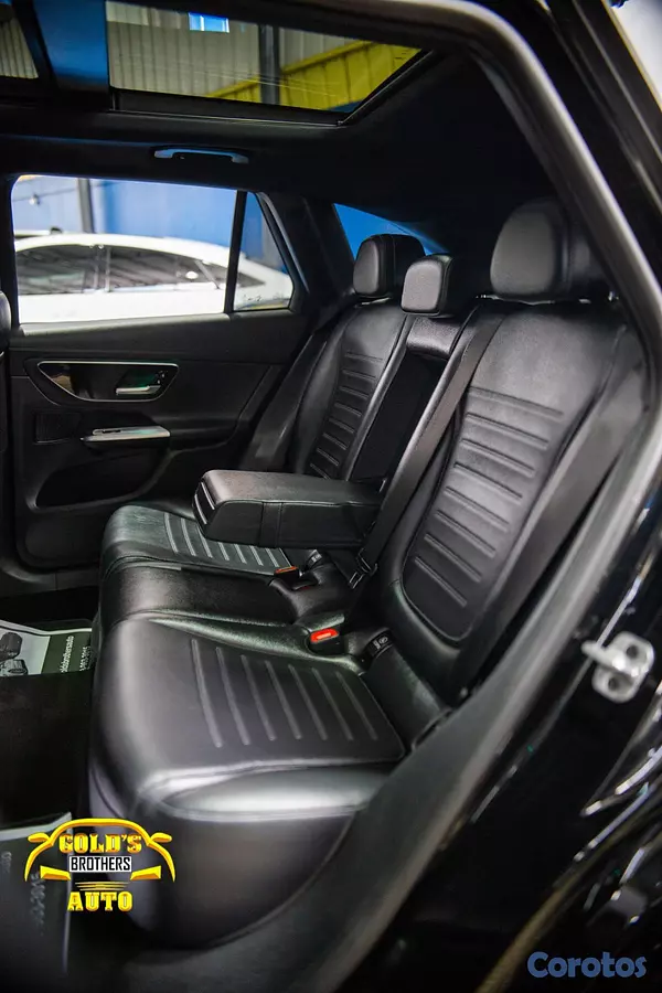 jeepetas y camionetas - Mercedes Benz GLC 300 AMG 2024 Recien Importada 8