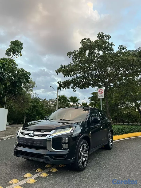 jeepetas y camionetas - MITSUBISHI OUTLANDER SPORT 4x4 2020 2