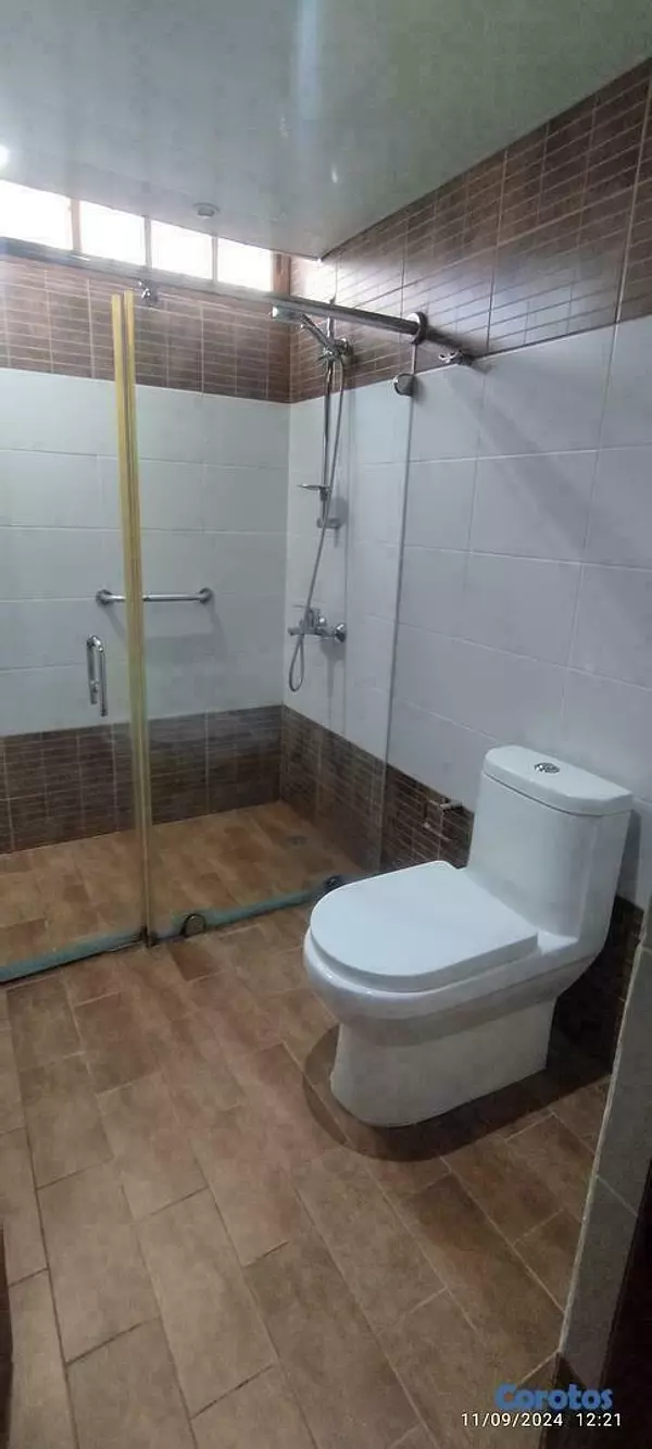 apartamentos - APARTAMENTO 230 MTS EN LA ANACAONA,,,EXCELENTE DISTRIBUCION FAMILIA AMPLIA.. 5
