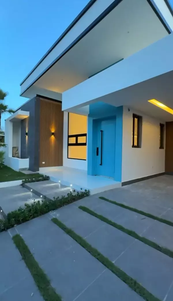 casas - Vivienda con 4 Habitaciones, Llanos de Gurabo  1