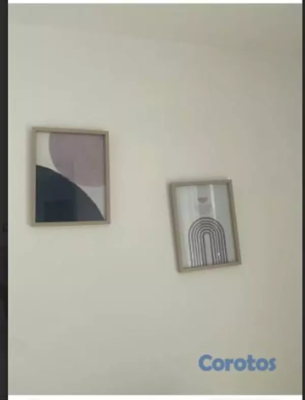 muebles y colchones - Vendo juego de comedor, mata artificial y cuadros  3