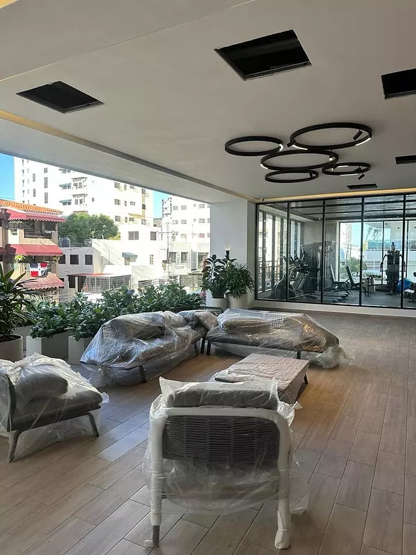 apartamentos - En alquiler apartamento en Naco, vista espectacular 
2 Hab, 2 parq
US$2,000  2
