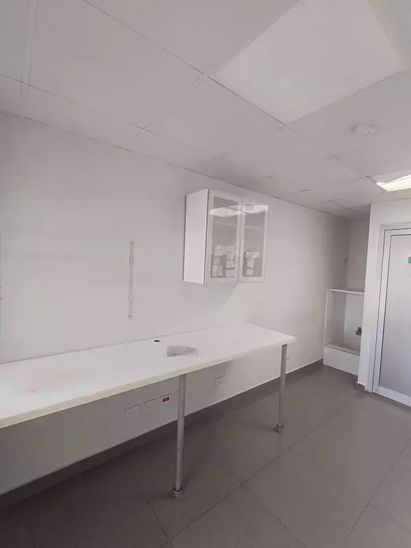 oficinas y locales comerciales - Local Comercial en Venta AV. REPÚBLICA DE COLOMBIA 6