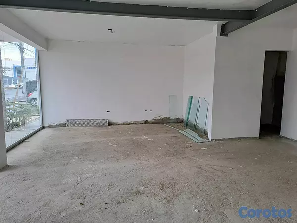 oficinas y locales comerciales - 🔵alquilo local 1er piso 45 mts en los prados  5