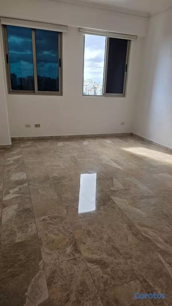 apartamentos - Alquilo apartamento de 3 Habitaciones con Vista al Mar cerca de parque Mirador S 7