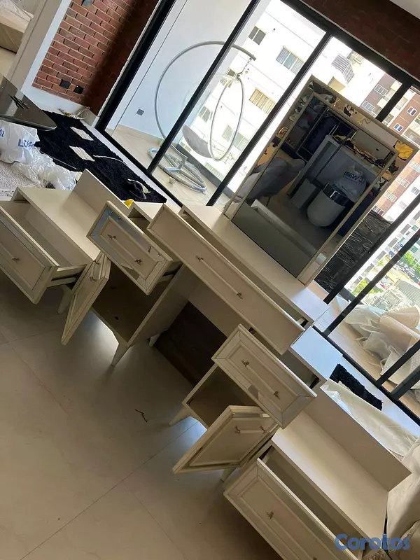 muebles y colchones - lo vendo por motivos de viaje todos importados  3