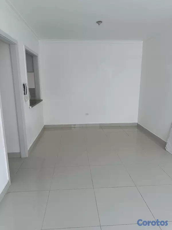 apartamentos - Apartamento en alquiler 3er piso. Res. Las Cayenas, etapa 9. RD$23,000  3