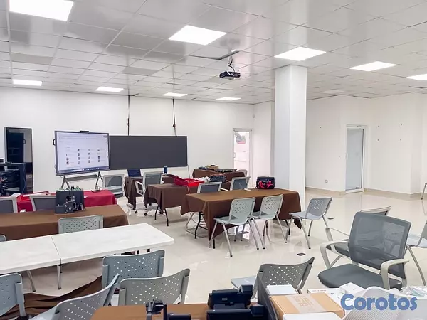 oficinas y locales comerciales - Local comercial en venta  4