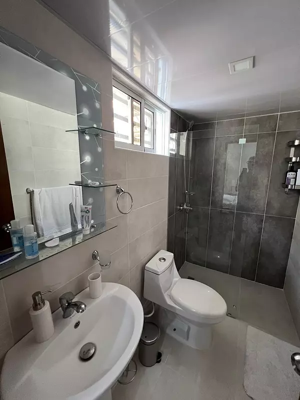 apartamentos - Arroyo Hondo
Alquilo apartamento  amueblado de 2 habi en Arroyo Hondo USD$1,200 7