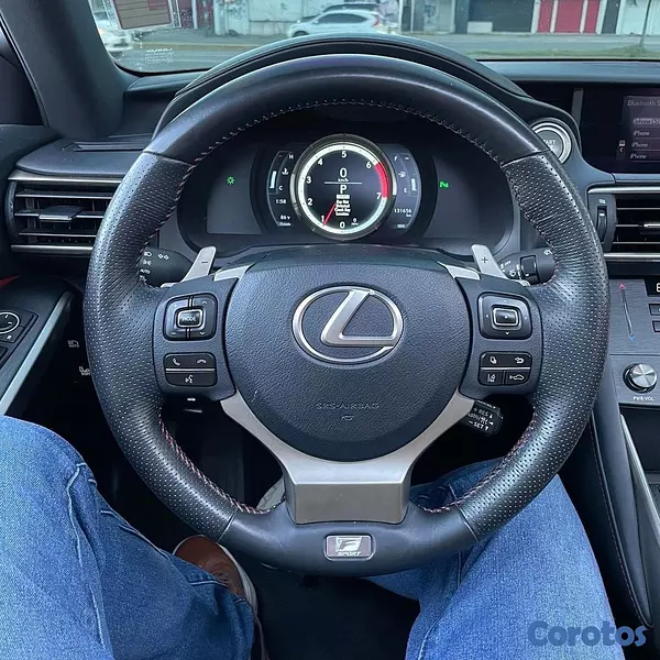 carros - Lexus IS-300 F Sport 2019 5