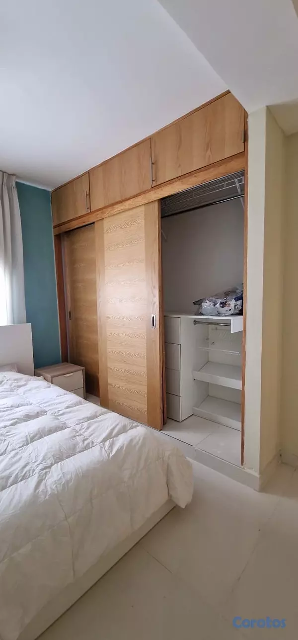 apartamentos - vendo piso 5 con ascensor klm 10 y medio independencia tres habitaciones dos par 6