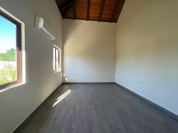 apartamentos - Se vende Villa en Cap cana 8