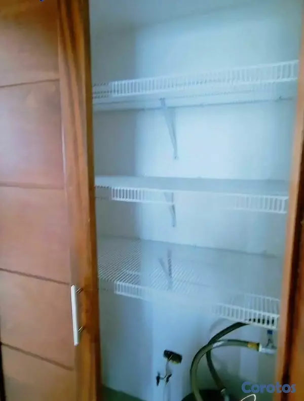apartamentos - Apartamento en alquiler- en Evaristo Morales  2