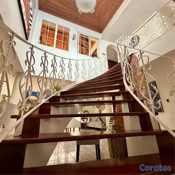 casas - vendo increíble casa altos De Arroyo hondo 3 con tres habitaciones 4 parqueos  9