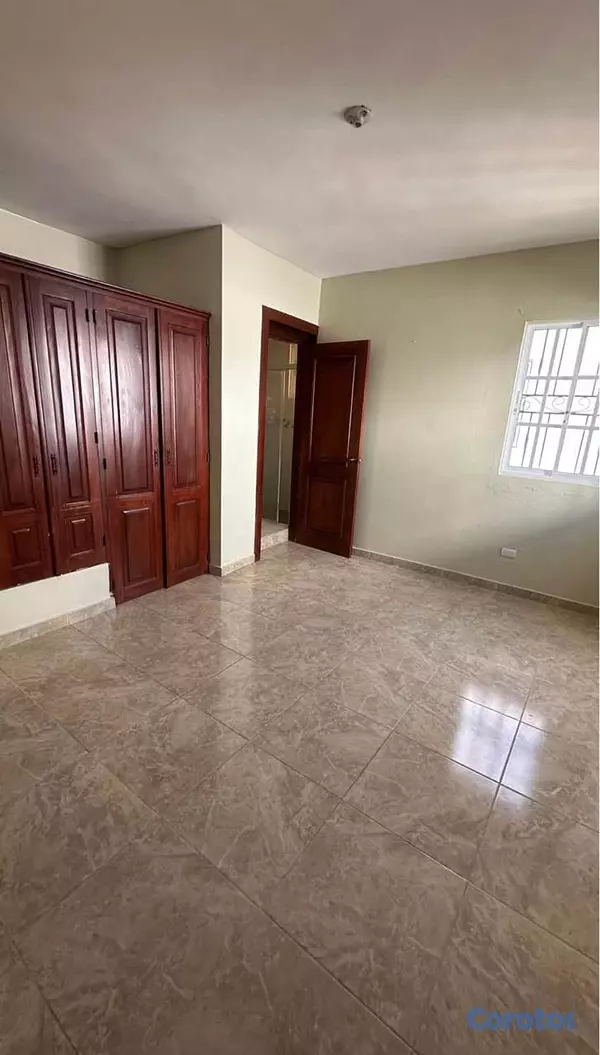 casas - CASA EN VENTA EN LA ESTANCIA  ZONA RESIDENCIAL EN  8